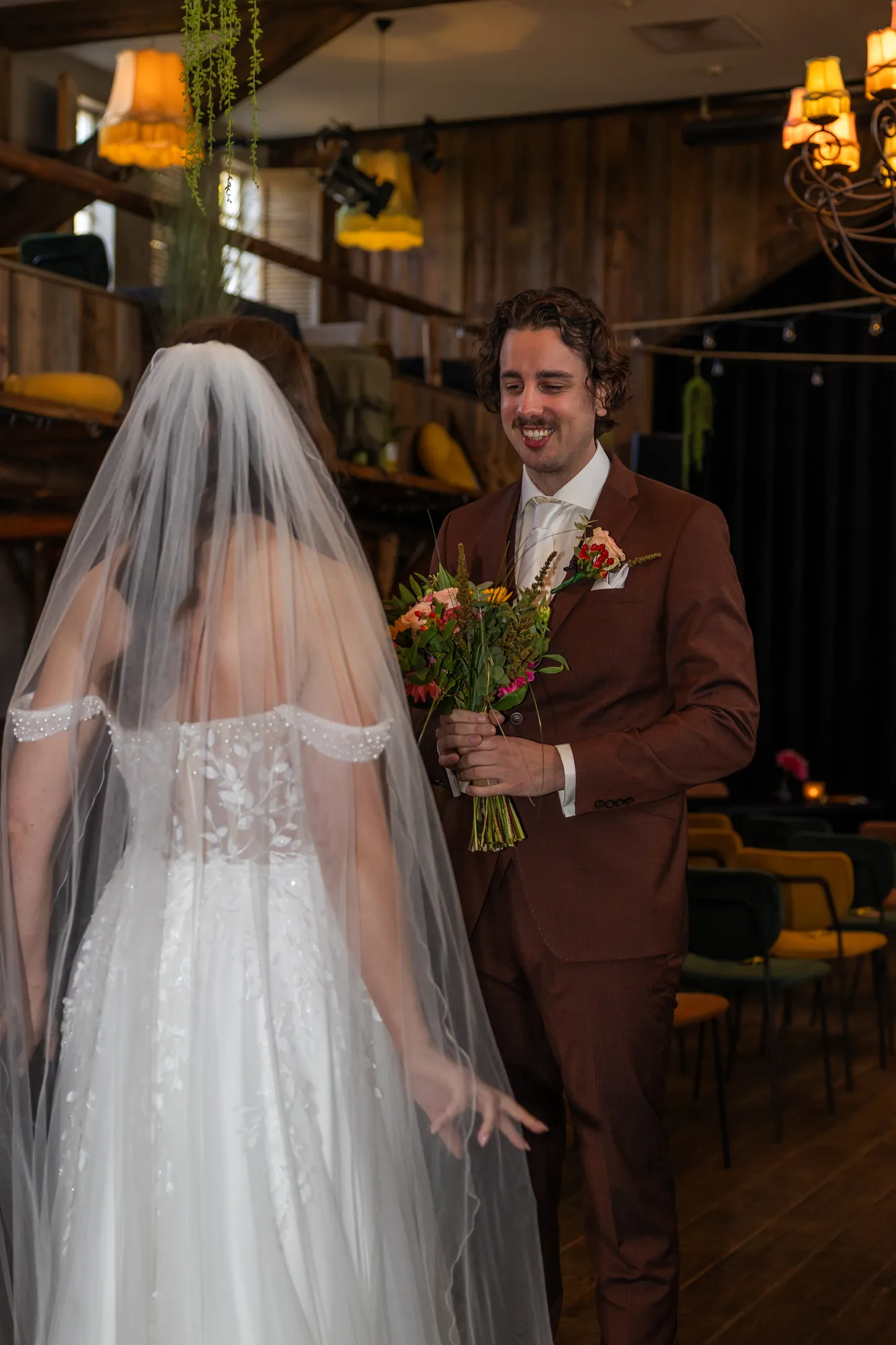 First look: de reactie van de bruidegom